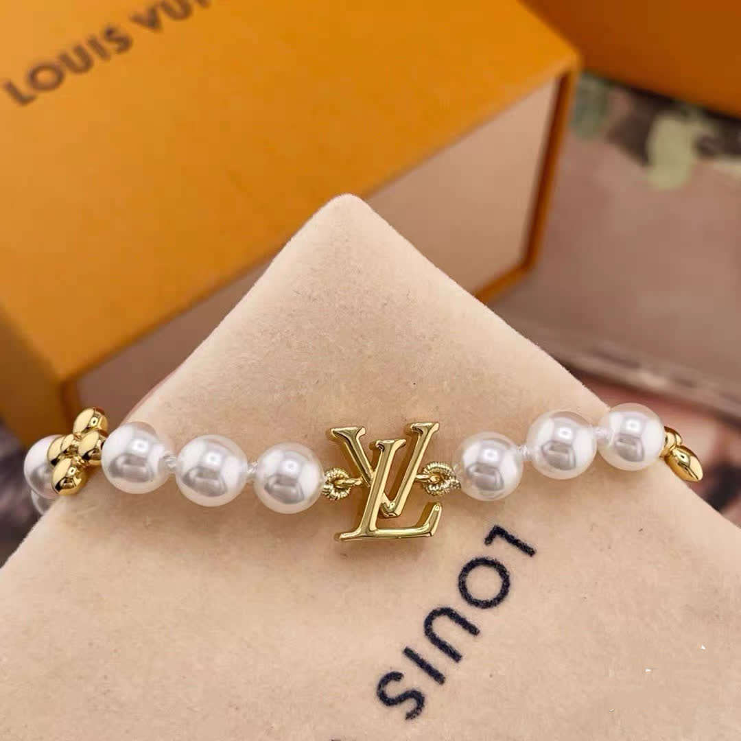 Louis Vuitton Pearl & Gold Bracelet and Necklace Set